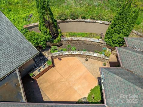 27 Elk Mountain Ridge Asheville NC 28804