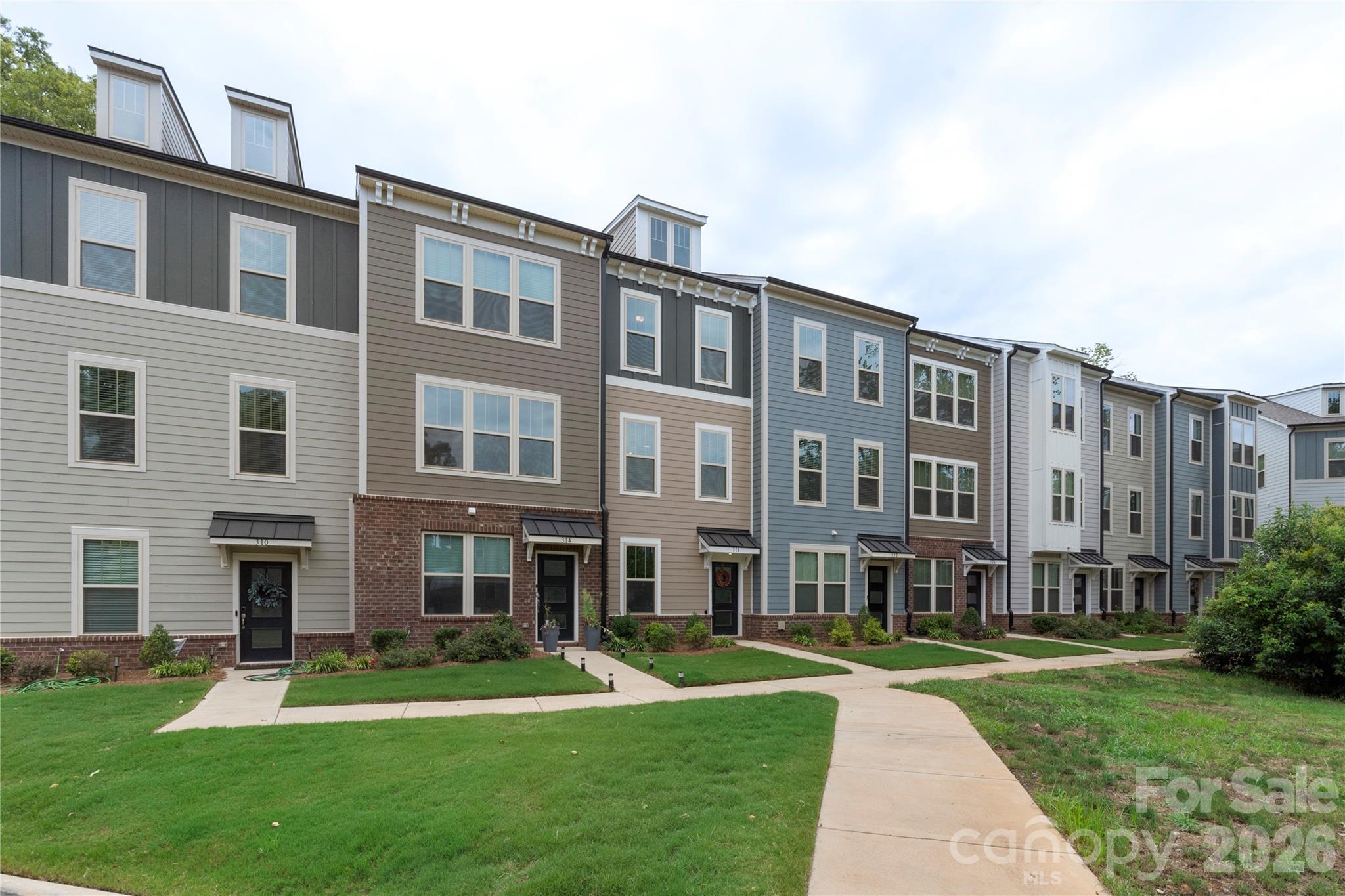 318 Simeon Drive Charlotte NC 28208