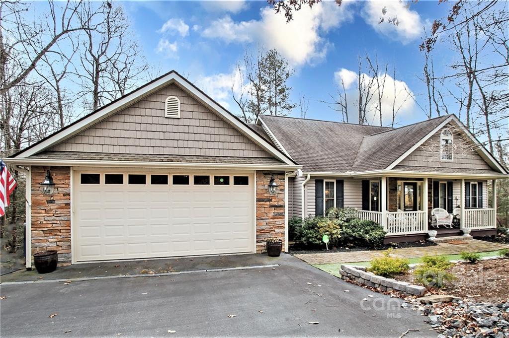 39 Sedi Lane Brevard NC 28712