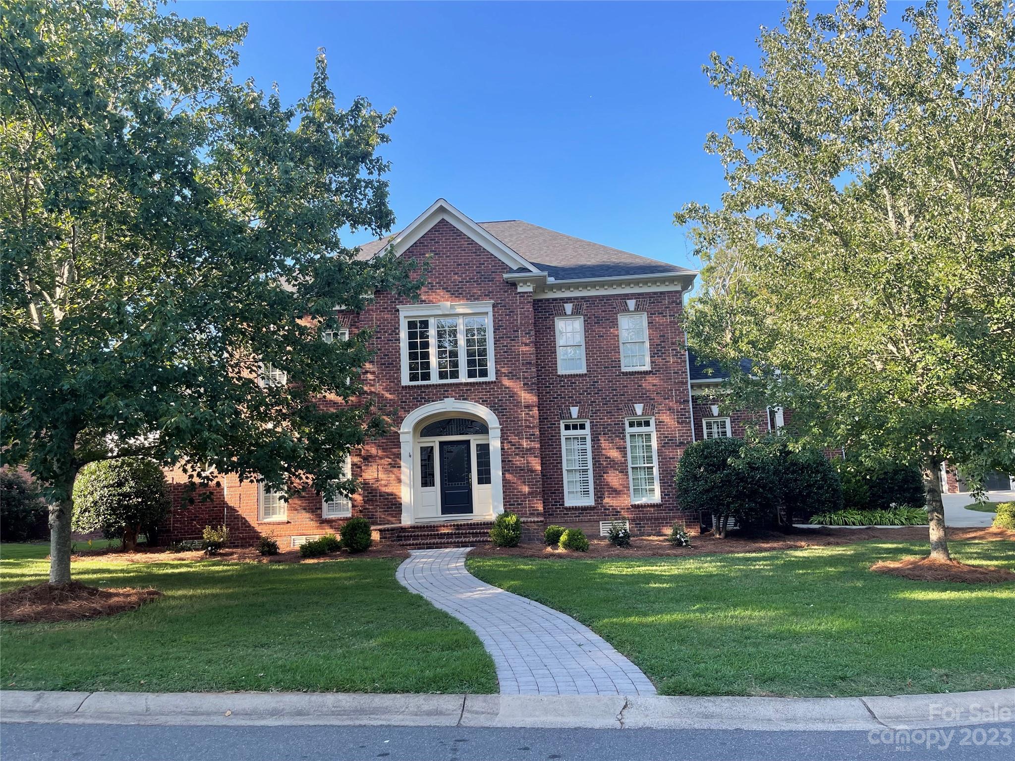 2933 Heathmoor Lane Charlotte NC 28211