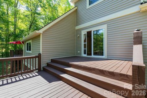 33 Lovers Loop Road Asheville NC 28803