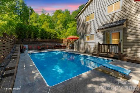 33 Lovers Loop Road Asheville NC 28803