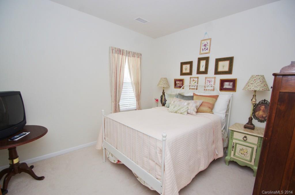 9146 Beaver Brook Way Charlotte NC 28277