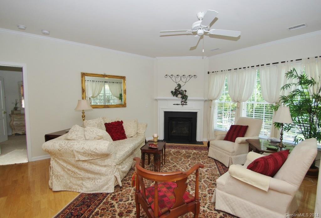 9146 Beaver Brook Way Charlotte NC 28277