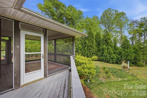 100 Crosscreek Drive Morganton NC 28655
