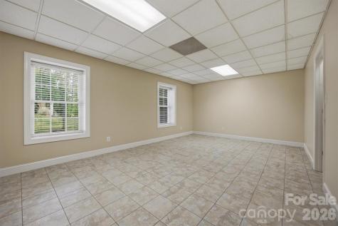 100 Crosscreek Drive Morganton NC 28655