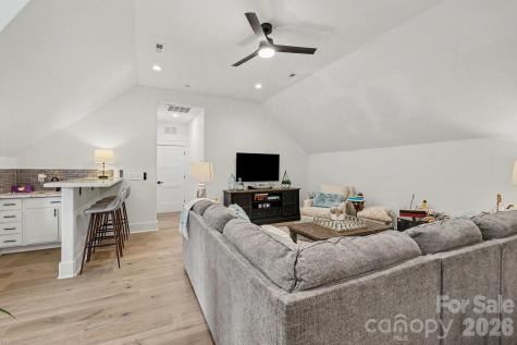 209 E Glenview Drive Salisbury NC 28147