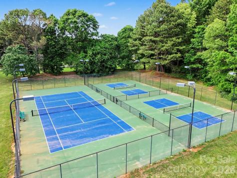 209 E Glenview Drive Salisbury NC 28147