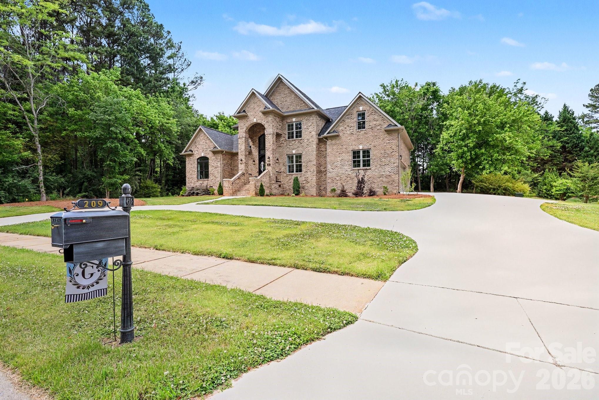 209 E Glenview Drive Salisbury NC 28147