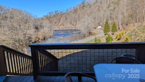 19 Santa Rosa Drive Sylva NC 28779
