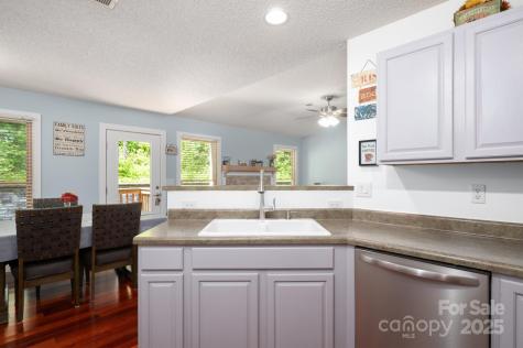 178 Susanna Cove Road Mars Hill NC 28754