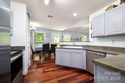 178 Susanna Cove Road Mars Hill NC 28754