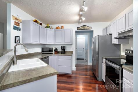 178 Susanna Cove Road Mars Hill NC 28754