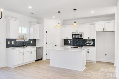 1335 Winged Way Kannapolis NC 28083