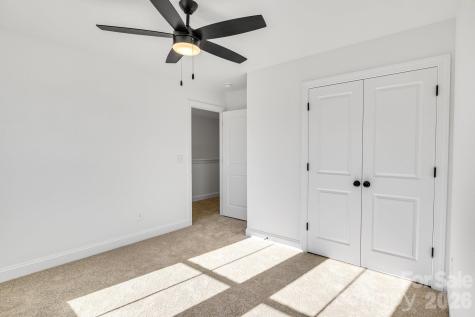 1335 Winged Way Kannapolis NC 28083