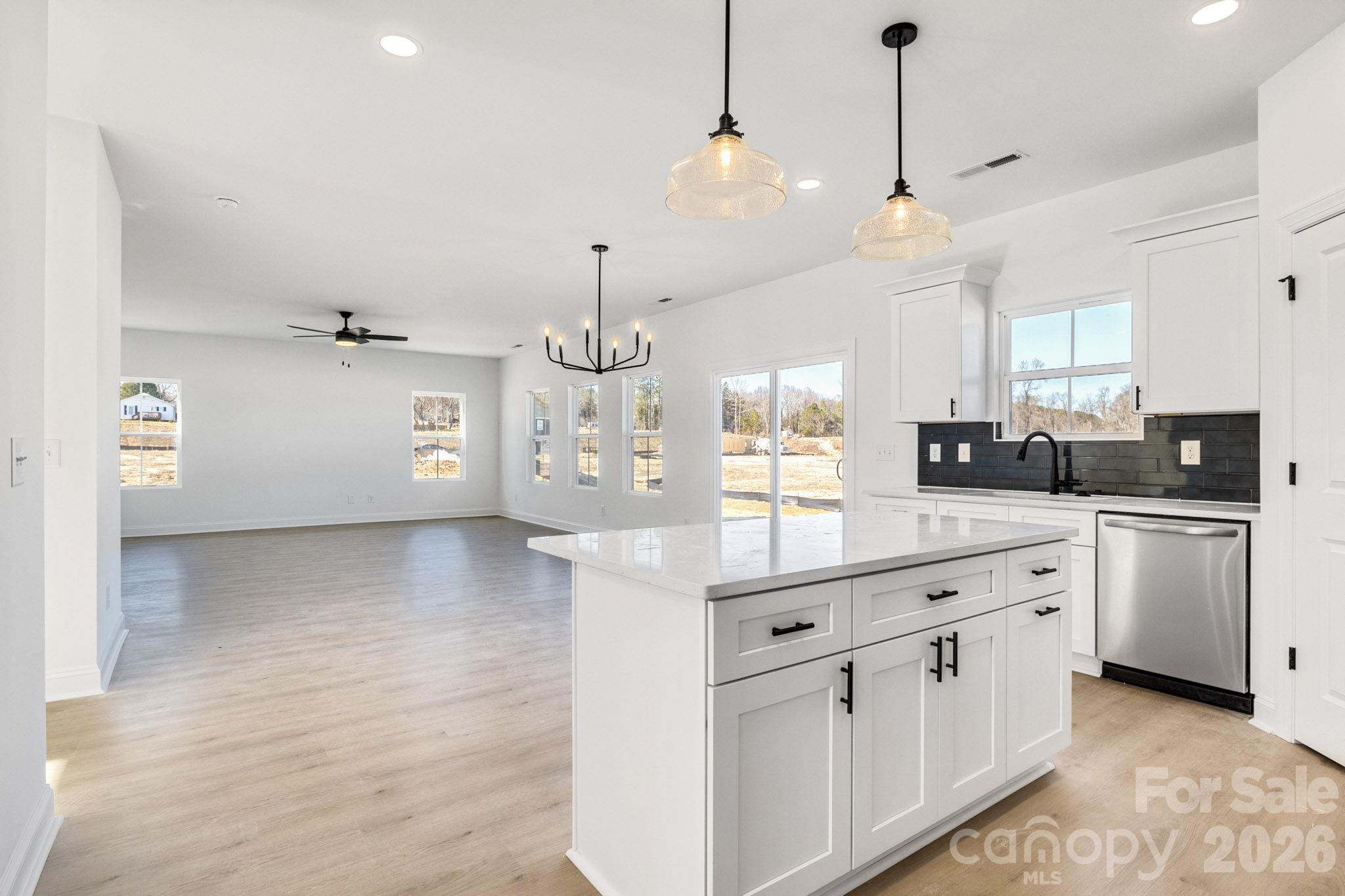 1335 Winged Way Kannapolis NC 28083