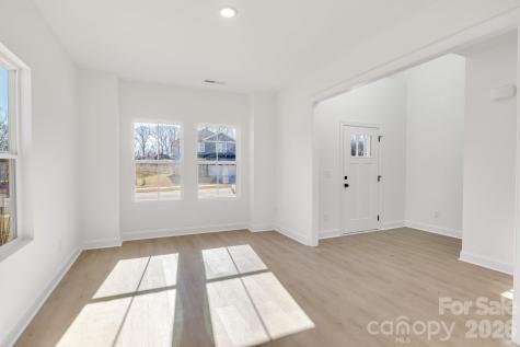 1335 Winged Way Kannapolis NC 28083
