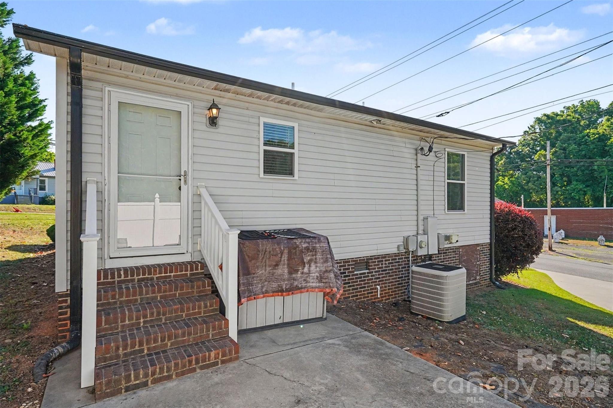 1001 Rainbow Drive Kannapolis NC 28081