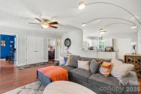 1001 Rainbow Drive Kannapolis NC 28081