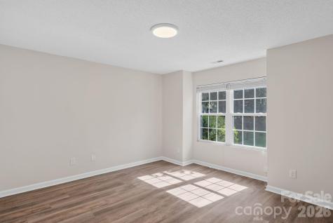 2 Gatehouse Court Asheville NC 28803