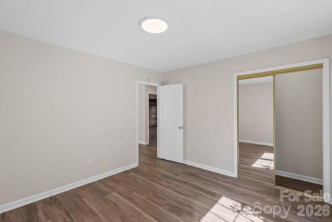 2 Gatehouse Court Asheville NC 28803