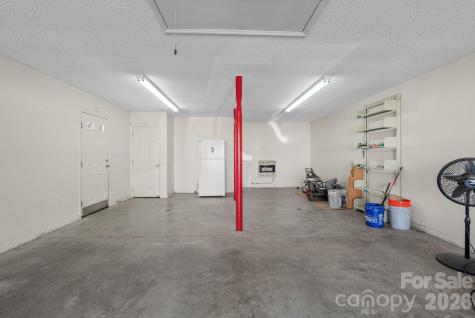2 Gatehouse Court Asheville NC 28803