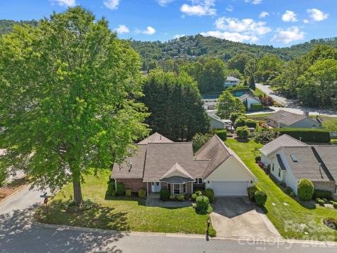 2 Gatehouse Court Asheville NC 28803
