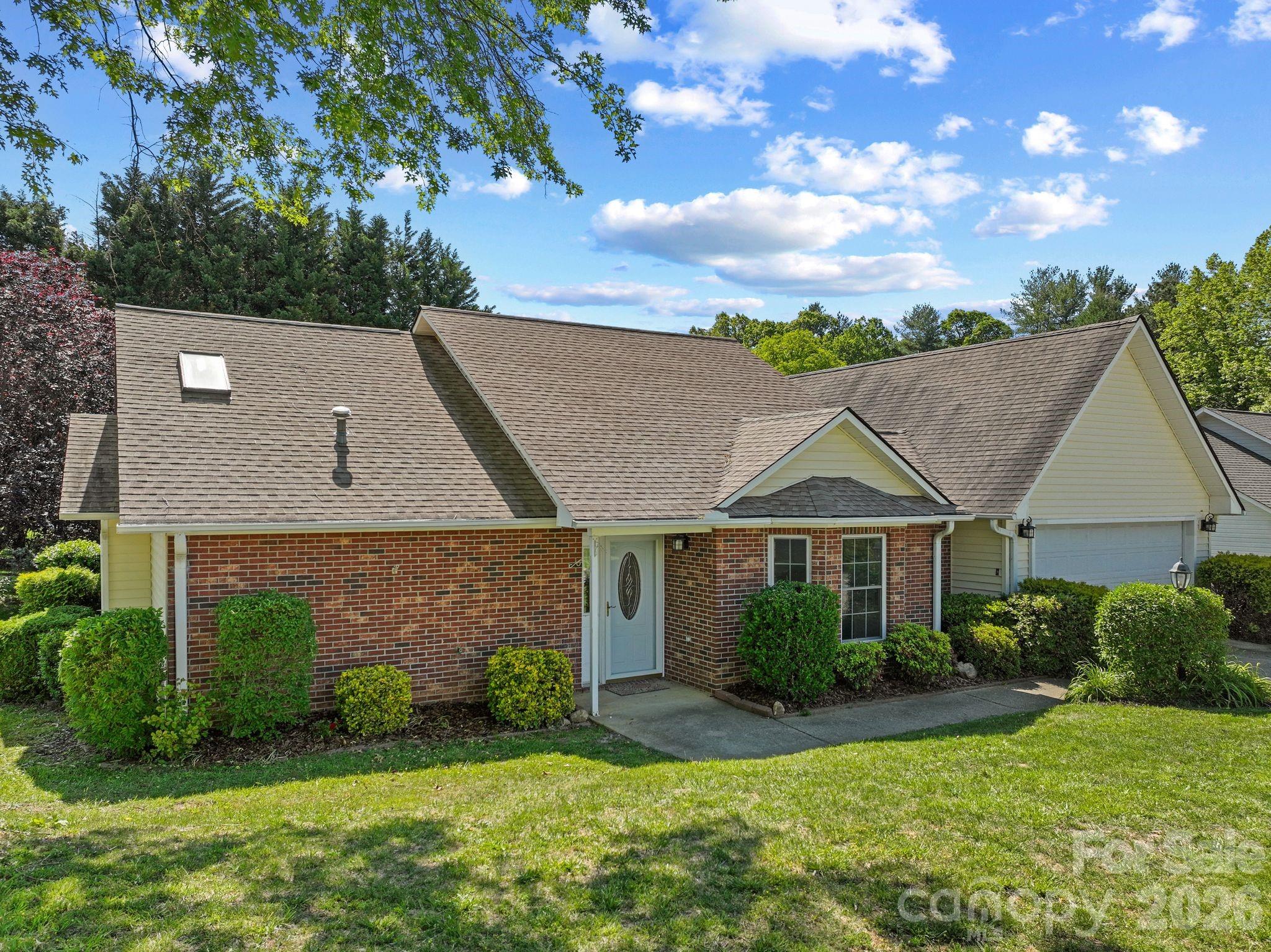 2 Gatehouse Court Asheville NC 28803