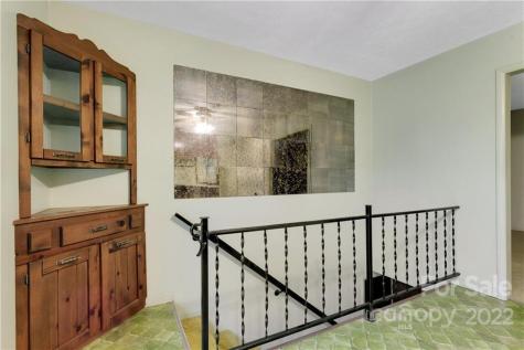 521 Tabor Road East Flat Rock NC 28726