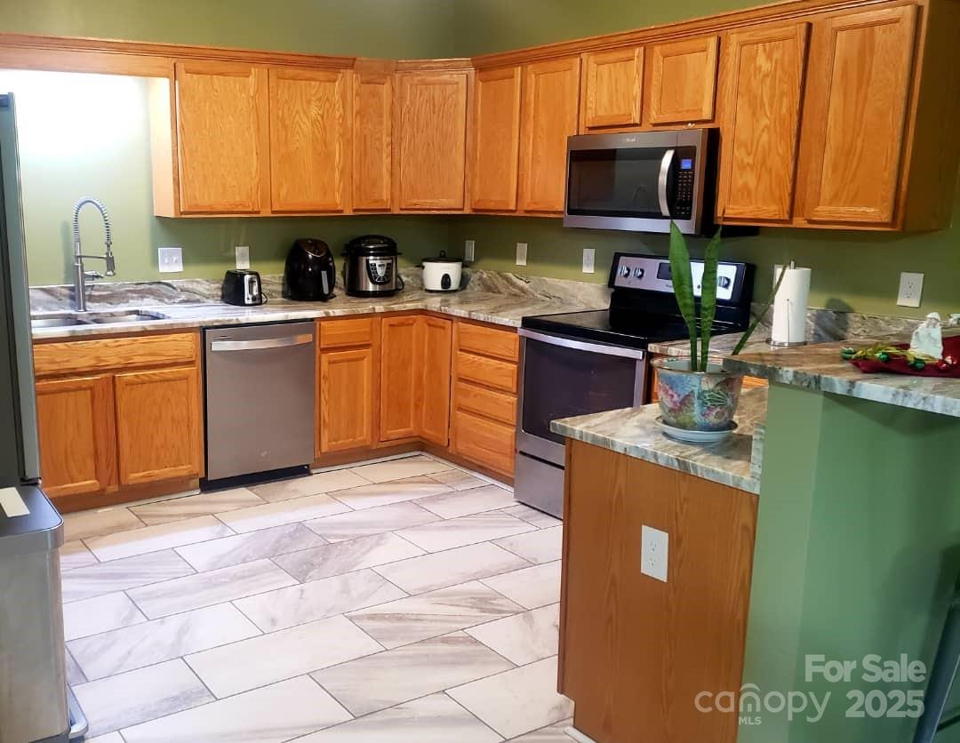 709 Villas Court Asheville NC 28806