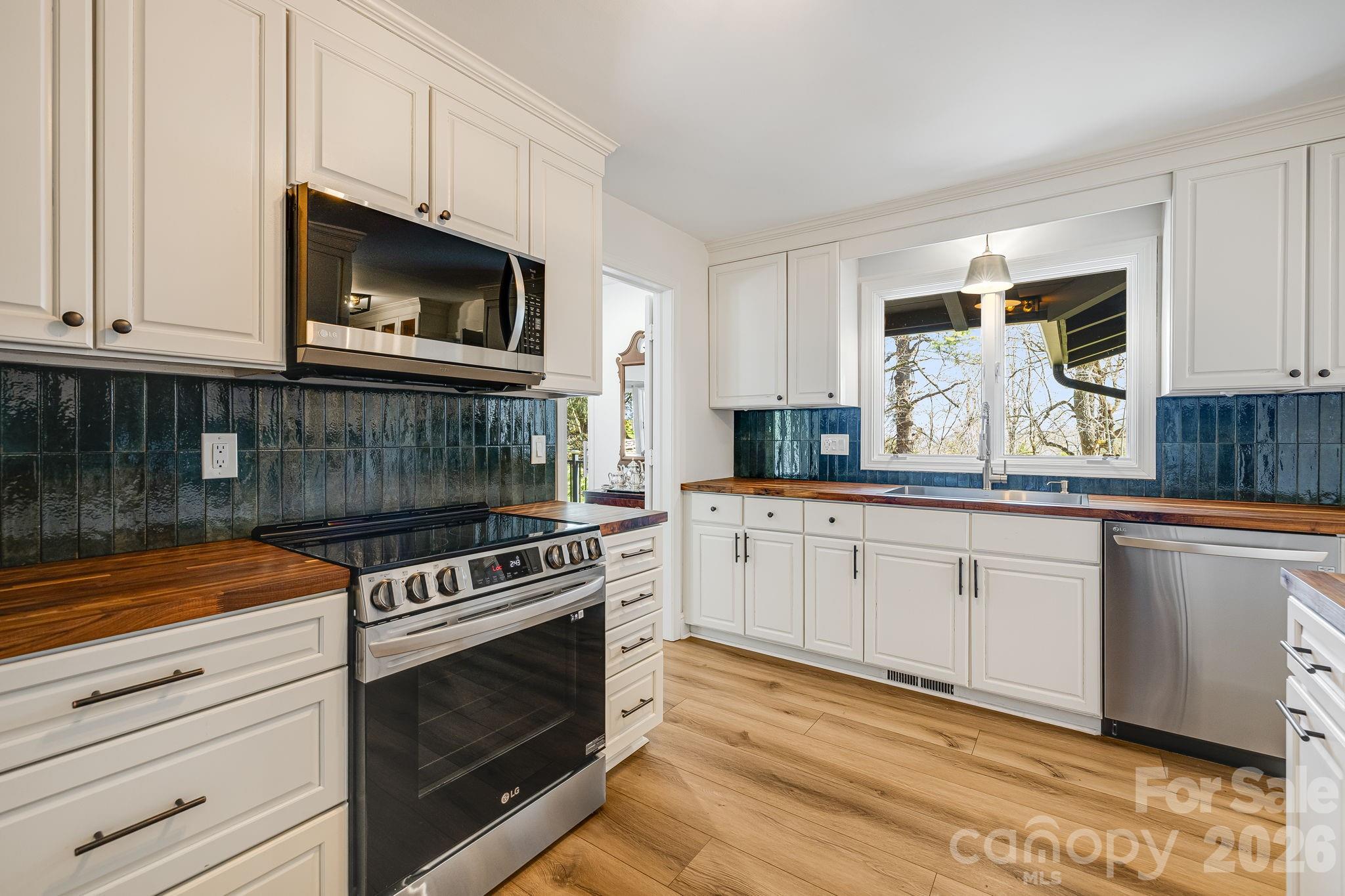 254 Orchard Circle Laurel Park NC 28739