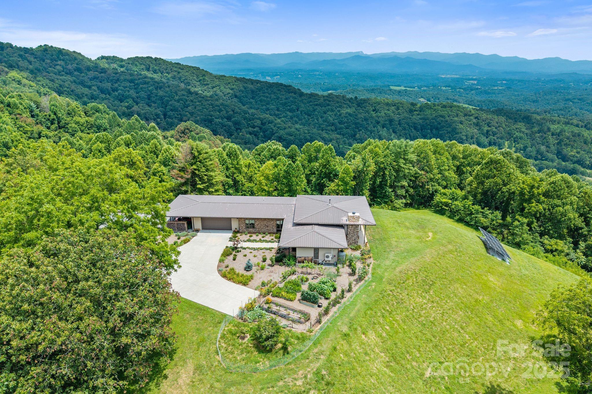 1045 & 1047 Graham Road Marshall NC 28753