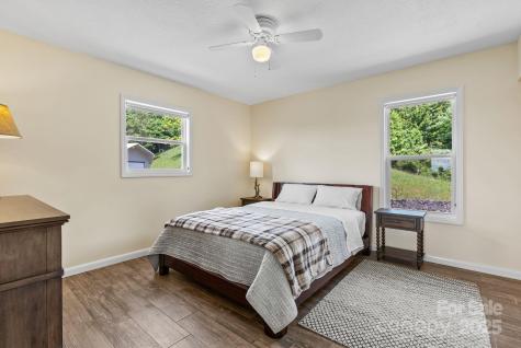 1045 & 1047 Graham Road Marshall NC 28753