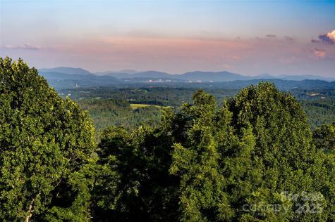 1045 & 1047 Graham Road Marshall NC 28753
