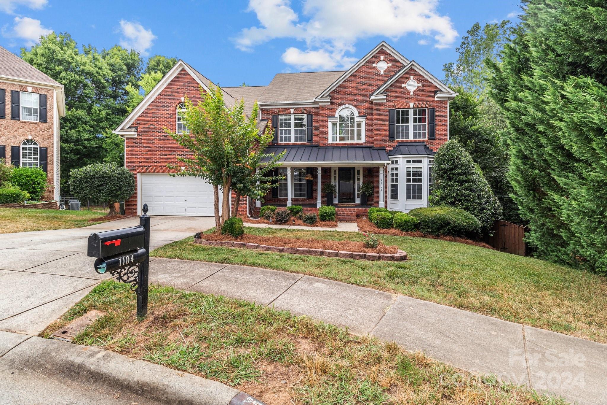 1104 Taranasay Court Charlotte NC 28269