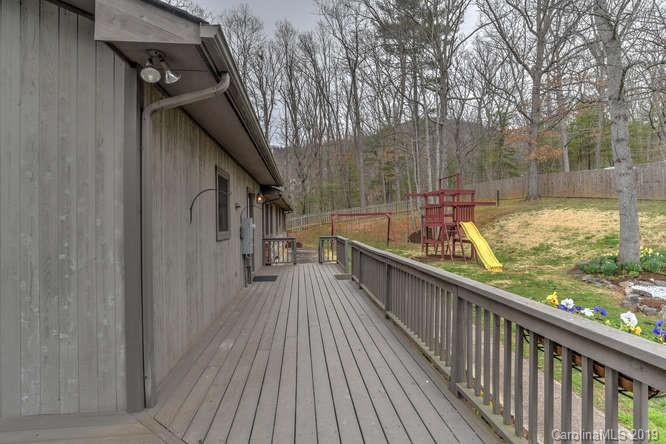 47 Pinecroft Road Asheville NC 28804
