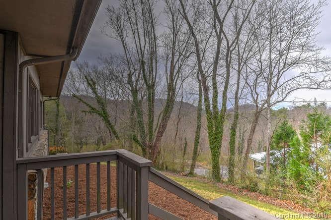 47 Pinecroft Road Asheville NC 28804
