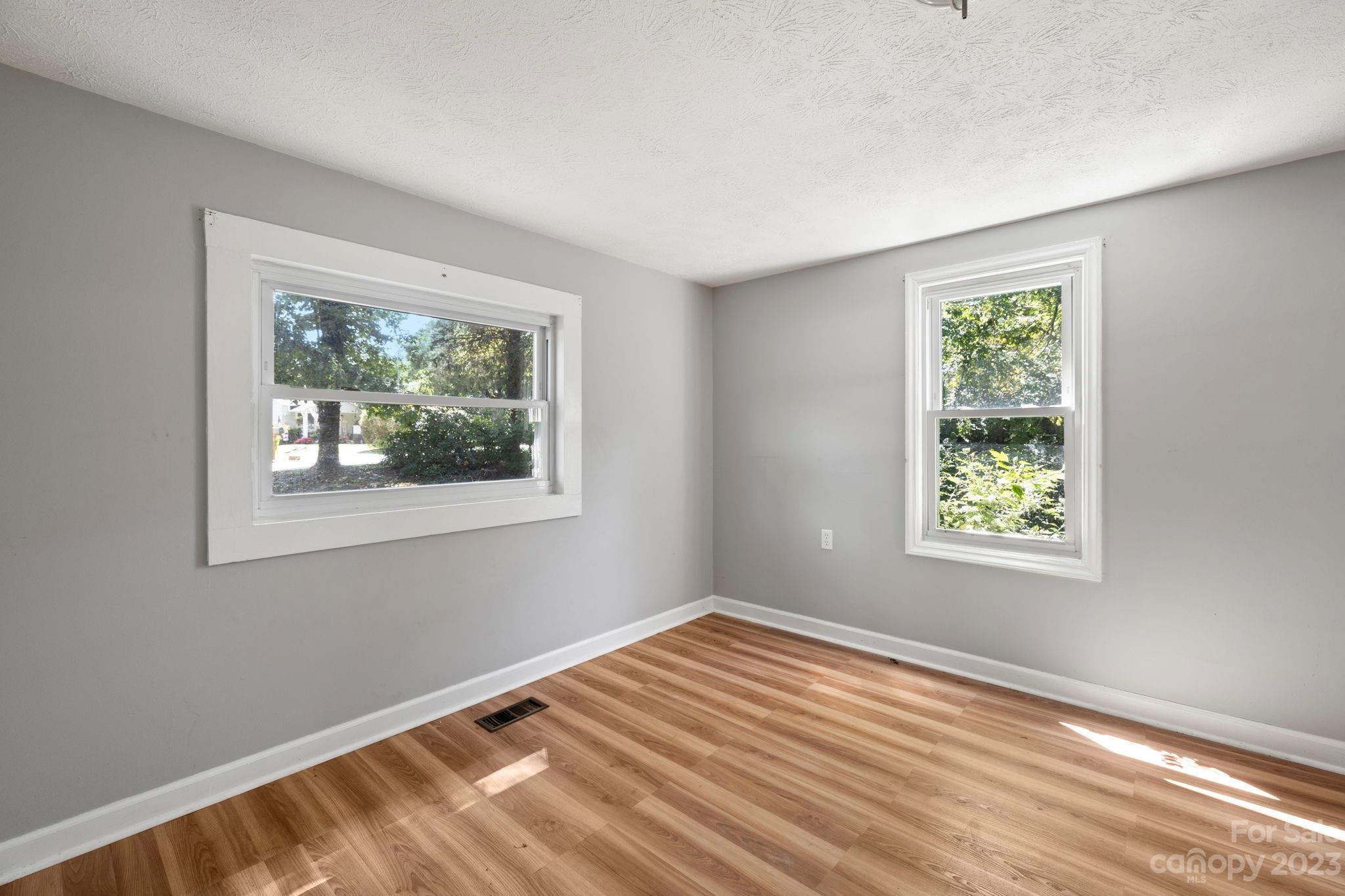 335 Onteora Boulevard Asheville NC 28803