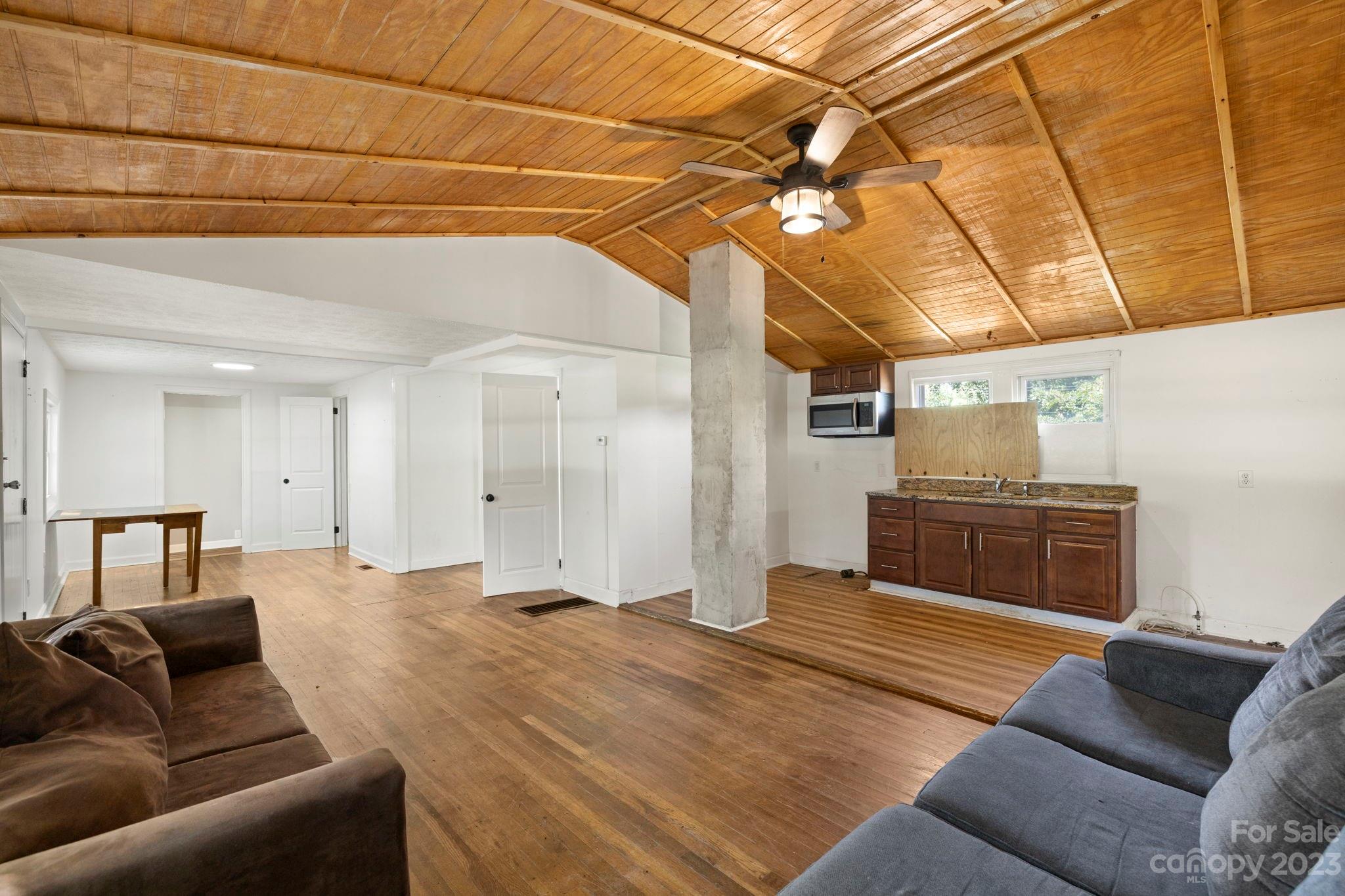 335 Onteora Boulevard Asheville NC 28803