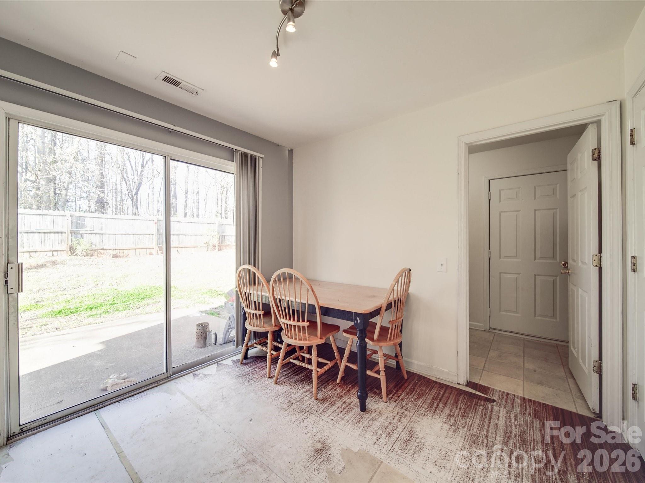 5414 Peachwood Drive Charlotte NC 28216