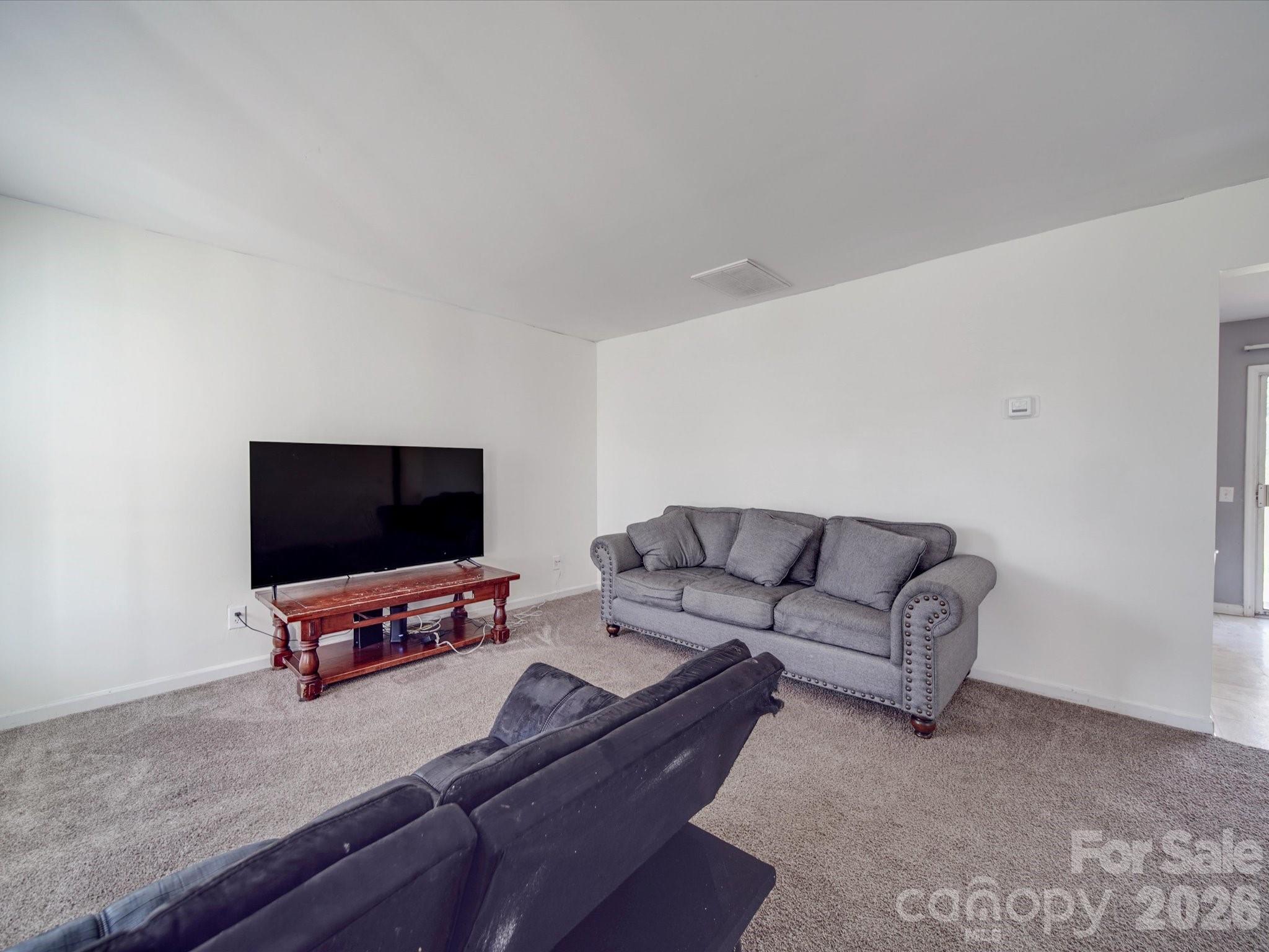 5414 Peachwood Drive Charlotte NC 28216