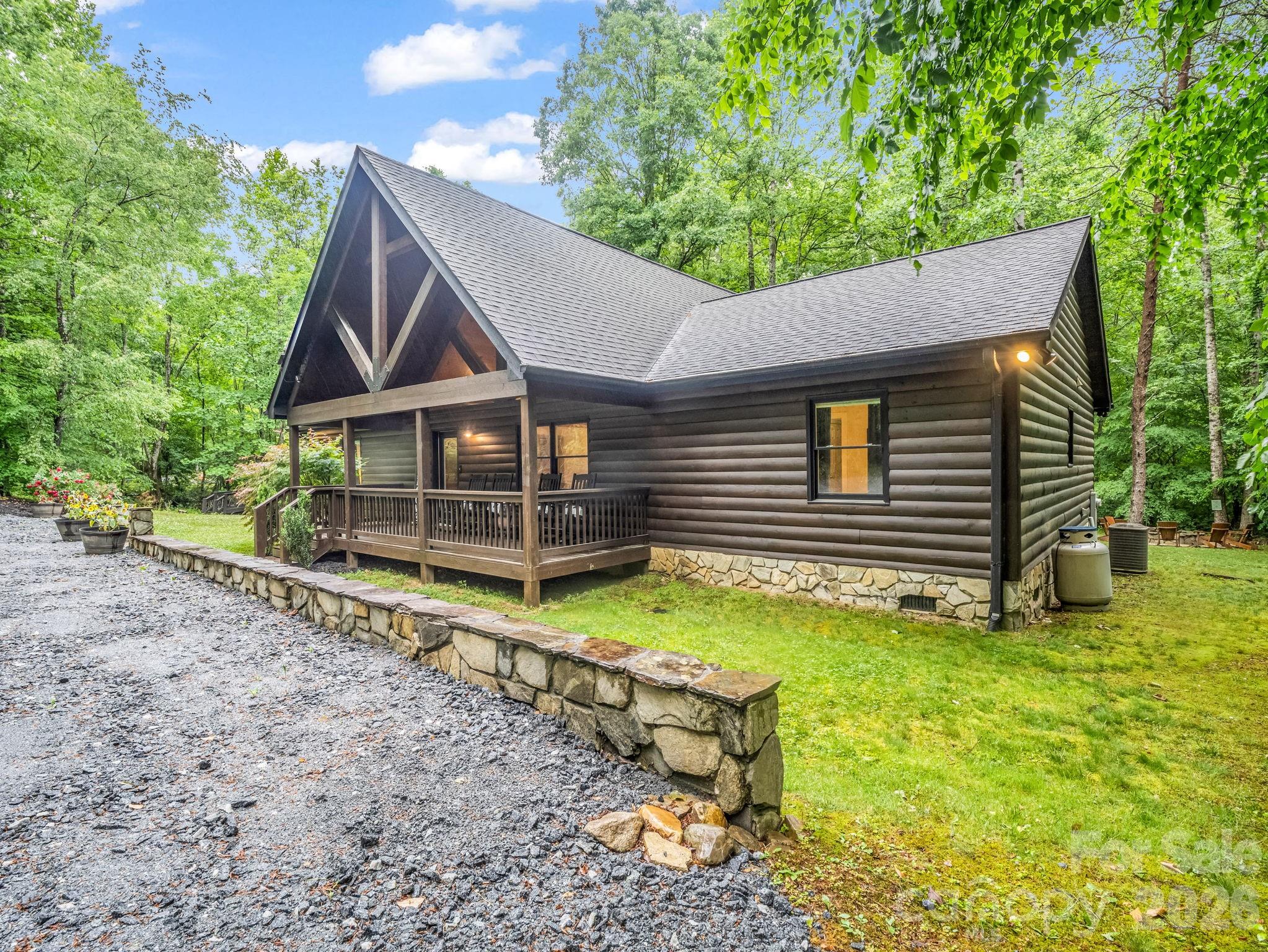 124 Golden Creek Trail Union Mills NC 28167