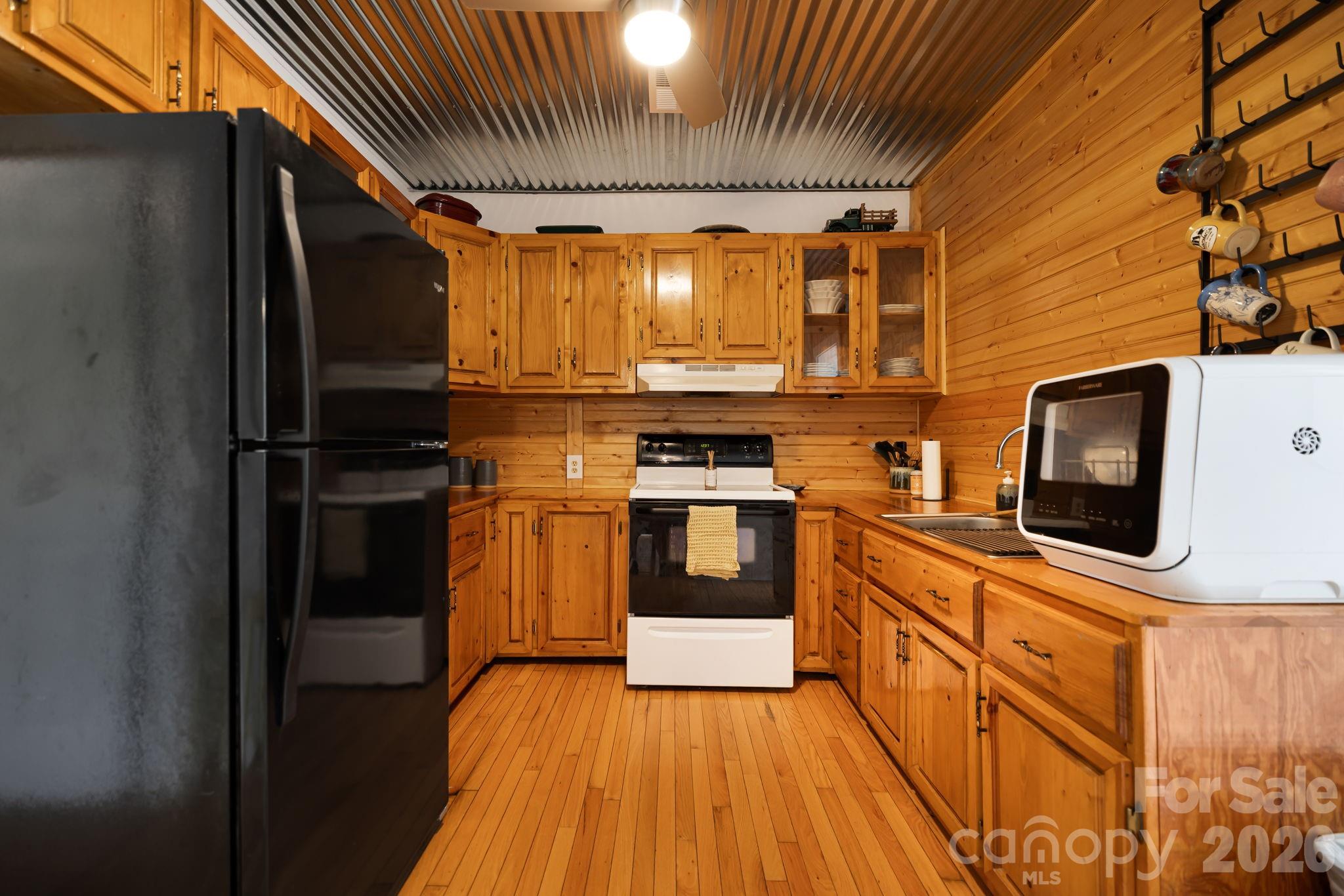 29 Ponder Street Mars Hill NC 28754