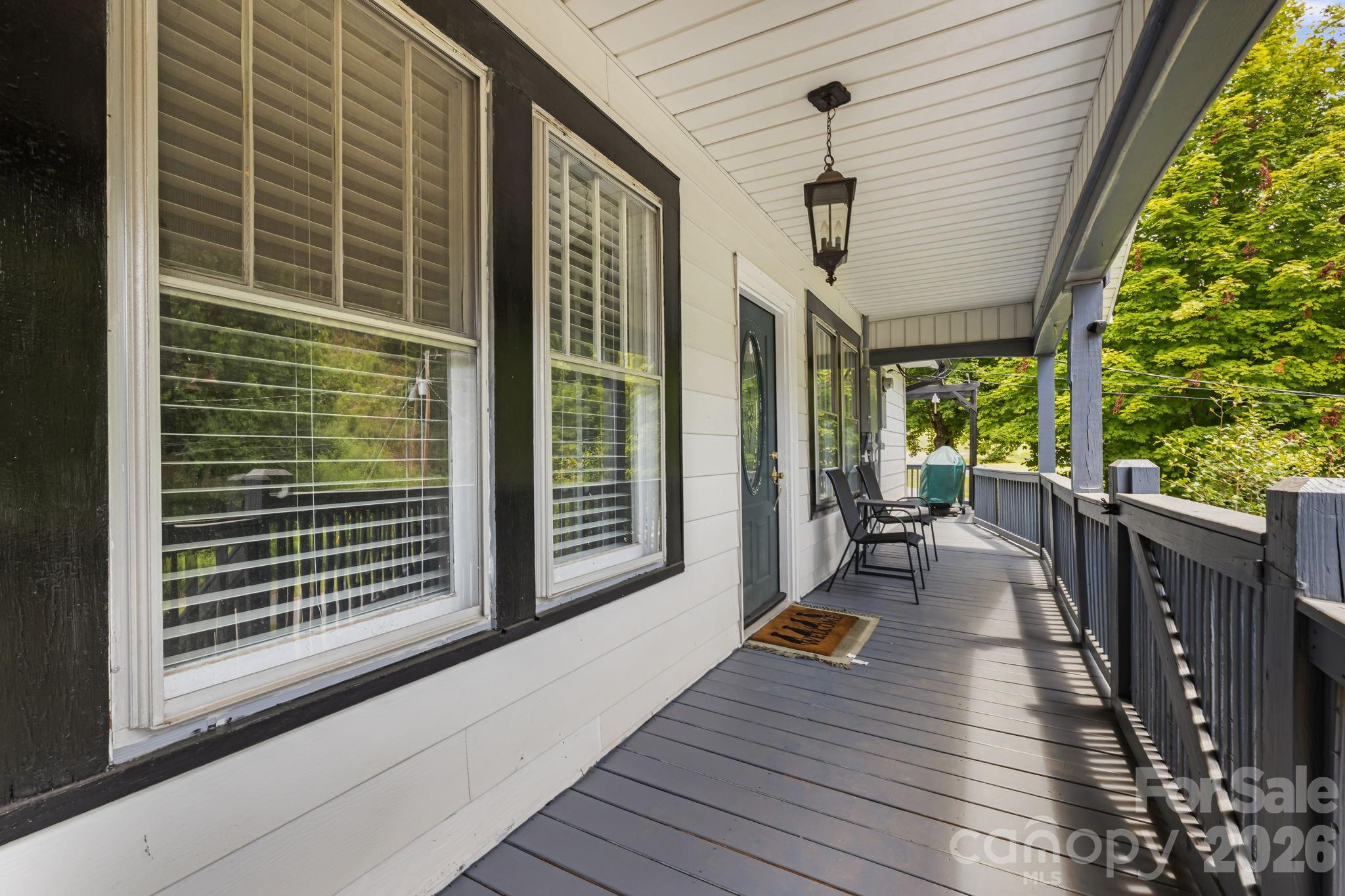 29 Ponder Street Mars Hill NC 28754