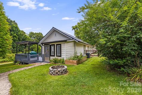 29 Ponder Street Mars Hill NC 28754