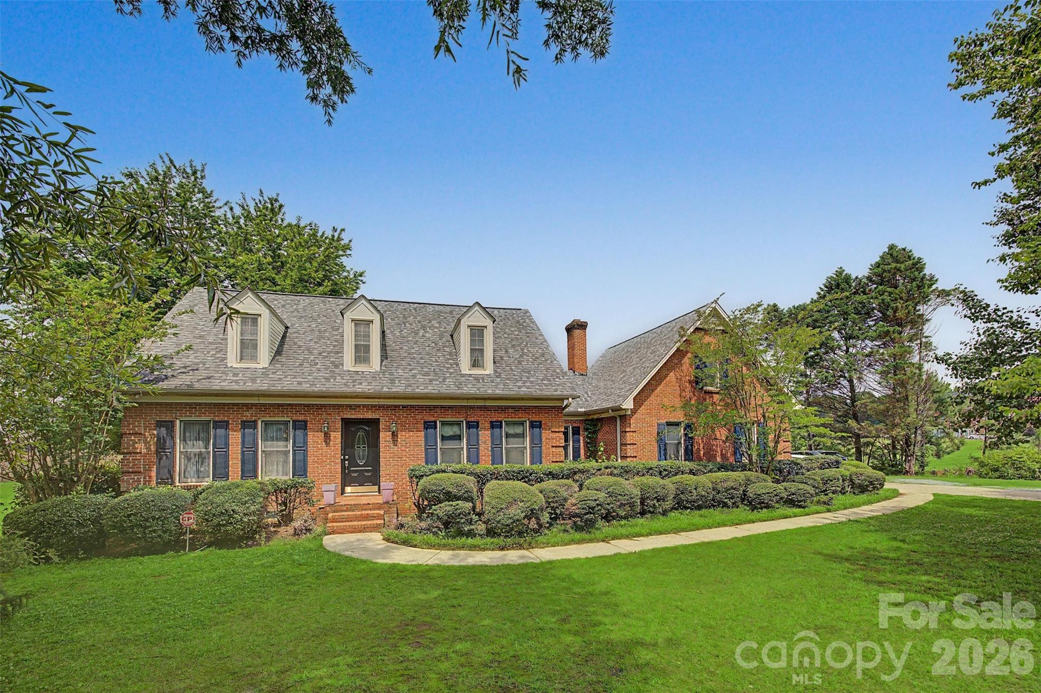 402 S Providence Road Waxhaw NC 28173