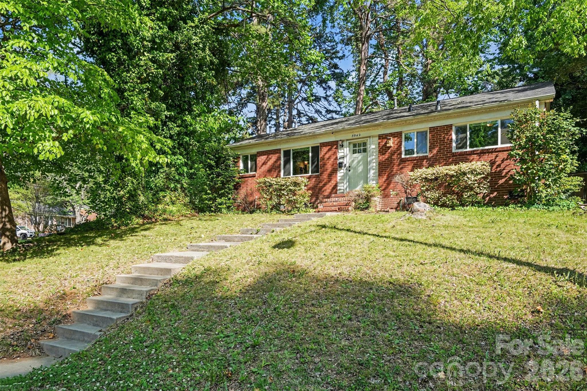 3942 Glenville Avenue Charlotte NC 28215