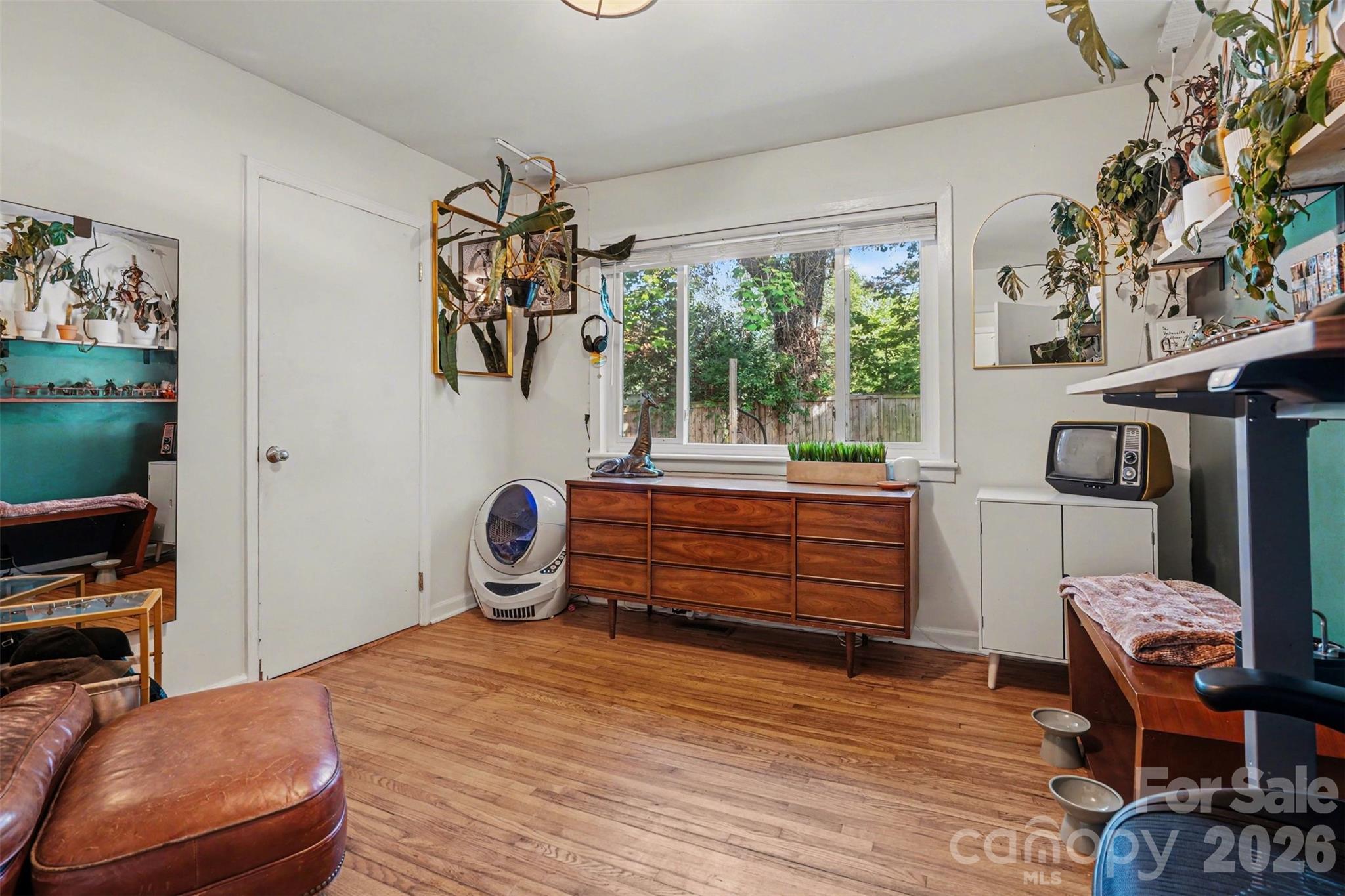 3942 Glenville Avenue Charlotte NC 28215