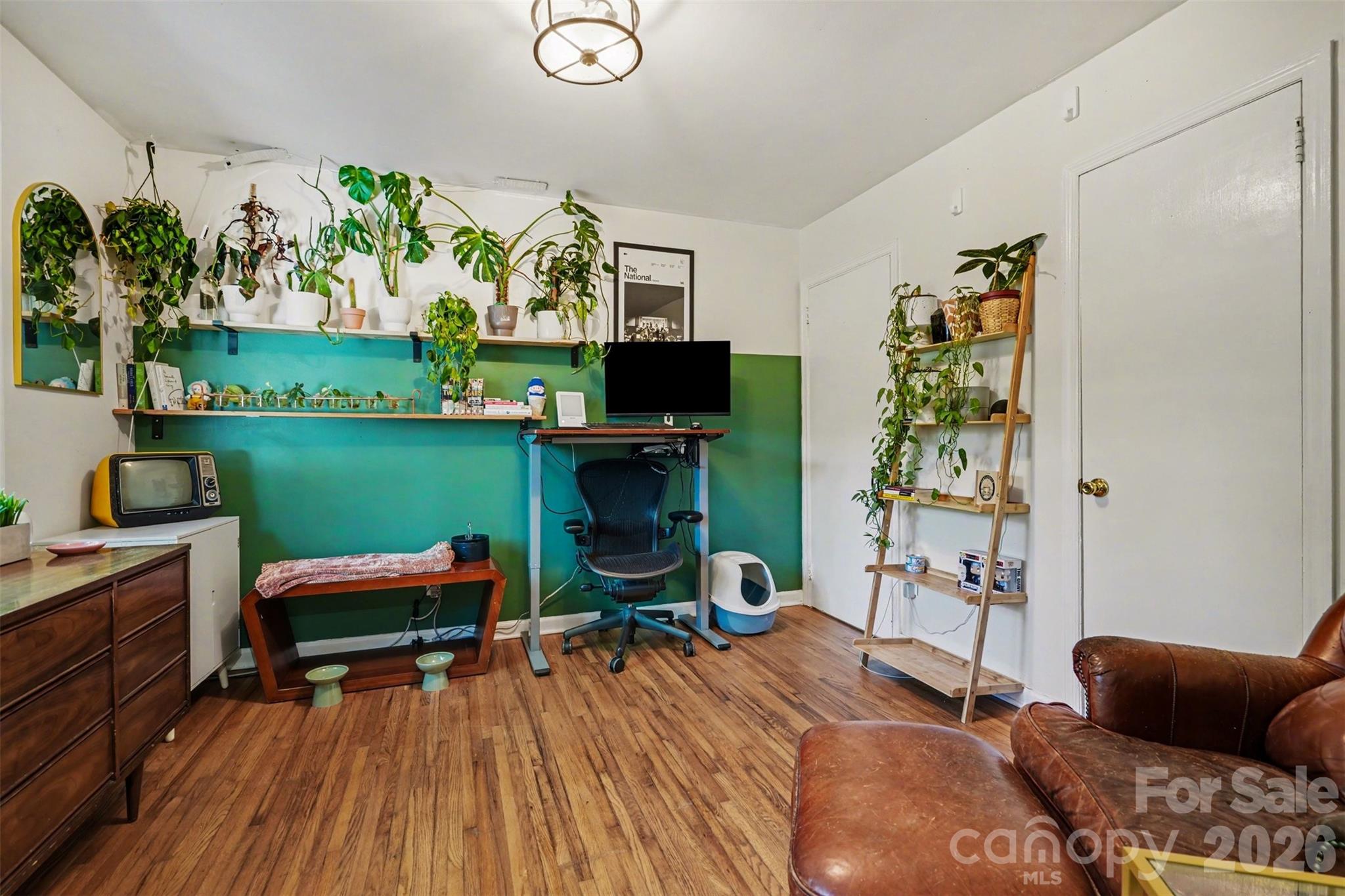 3942 Glenville Avenue Charlotte NC 28215