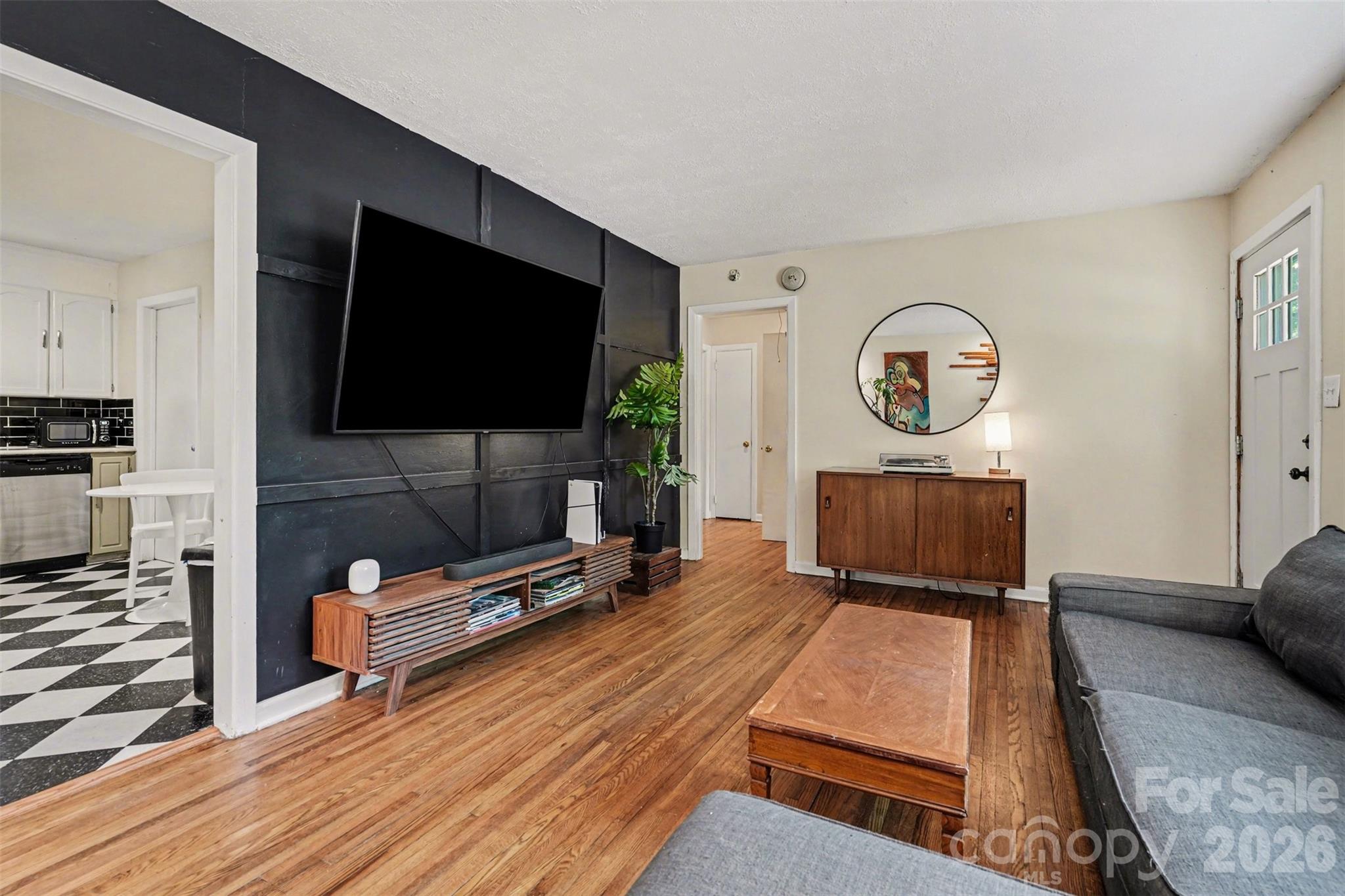 3942 Glenville Avenue Charlotte NC 28215